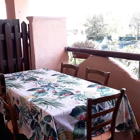 Feriehus Porto Ottiolu, Rose Trilo, A Due Passi Da Spiaggia